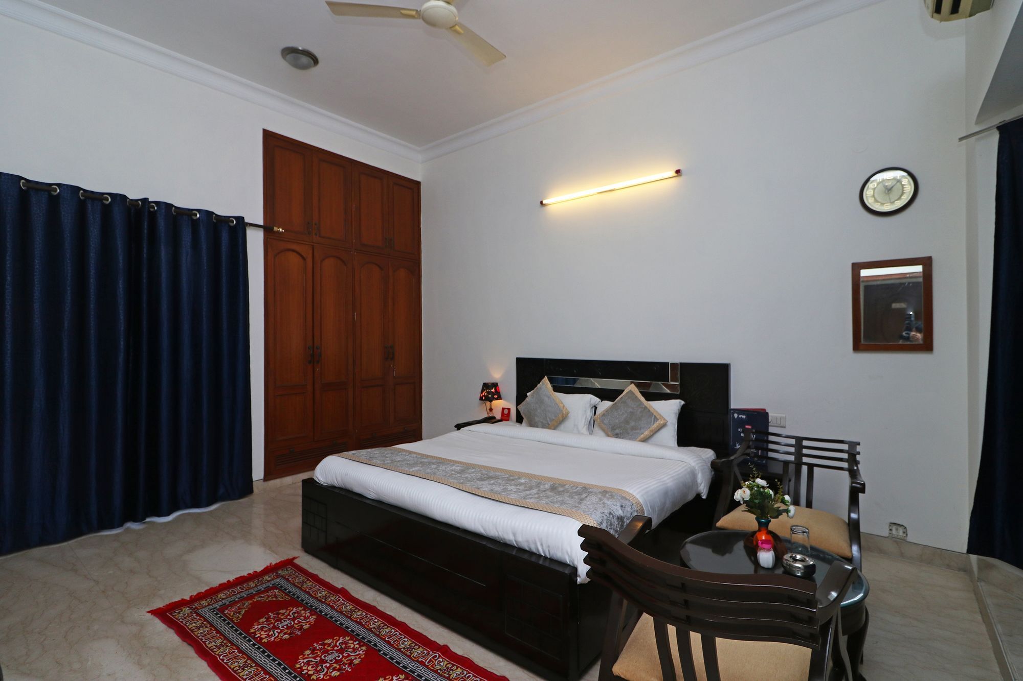 Fabexpress Ashray Hotel Noida Buitenkant foto