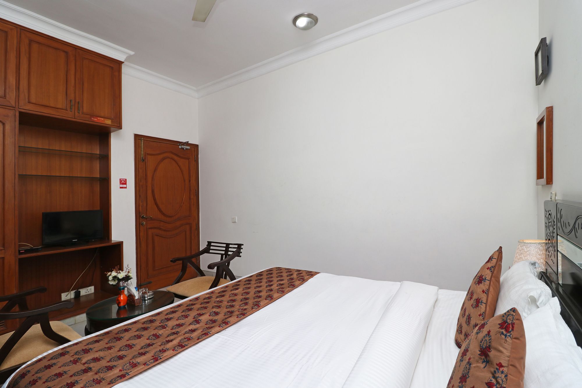 Fabexpress Ashray Hotel Noida Buitenkant foto